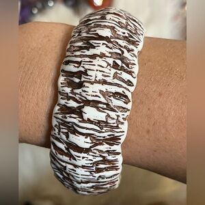 Woodsy Bark Plastic Bangle